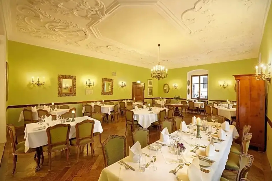 Hotel Schloss Weikersdorf - Chambres