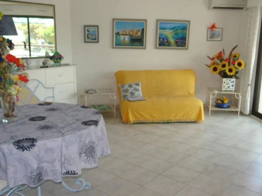 Voir la photo 1 — Appartement Cavalaire-sur-Mer, 3 pièces, 4 personnes - FR-1-100-230