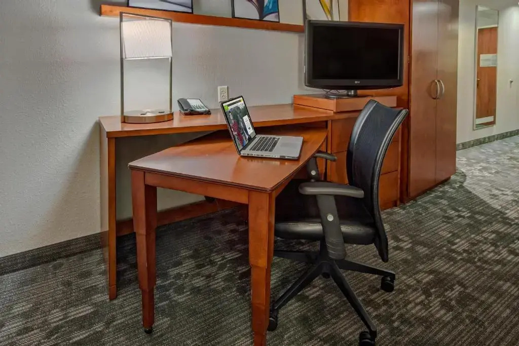 Courtyard by Marriott Norfolk Downtown - Chambres