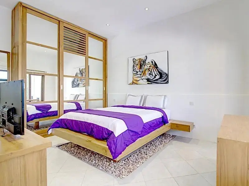 雙人床四臥區別墅