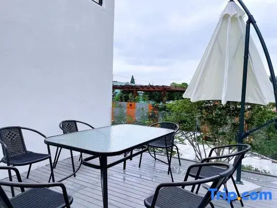 Balcony & Terrace