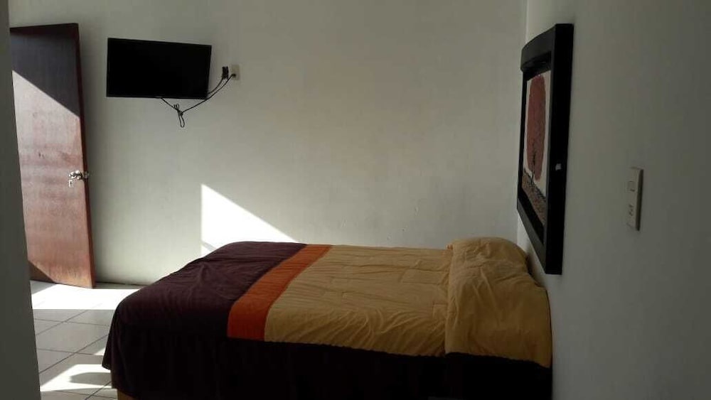 Hotel AR — 3