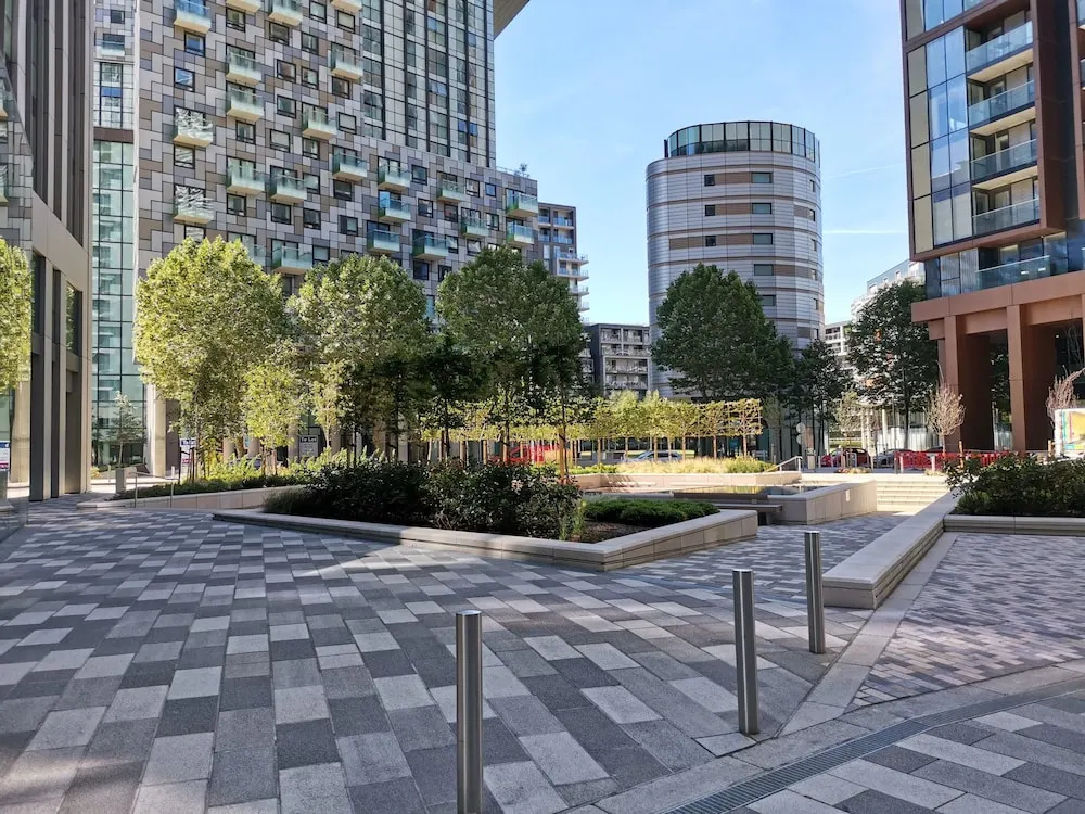 Charles Hope Apartment Canary Wharf