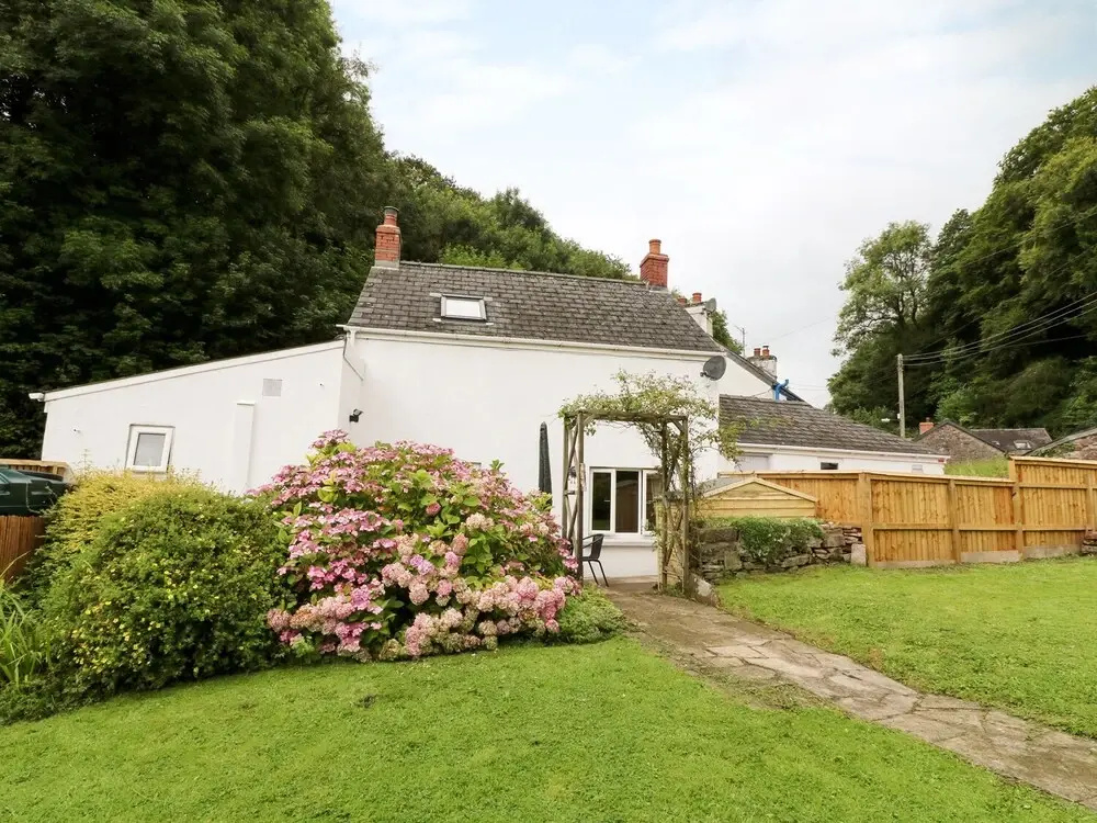 Spring Garden Cottage