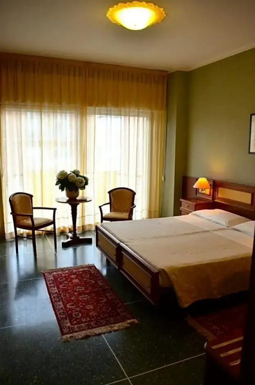 Hotel Bellevue Et Mediterranee - Chambres