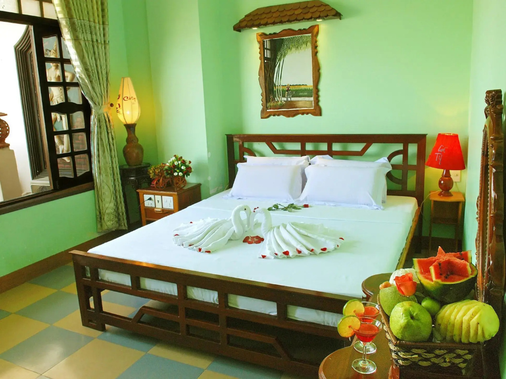 Superior Double room (full double bed)
