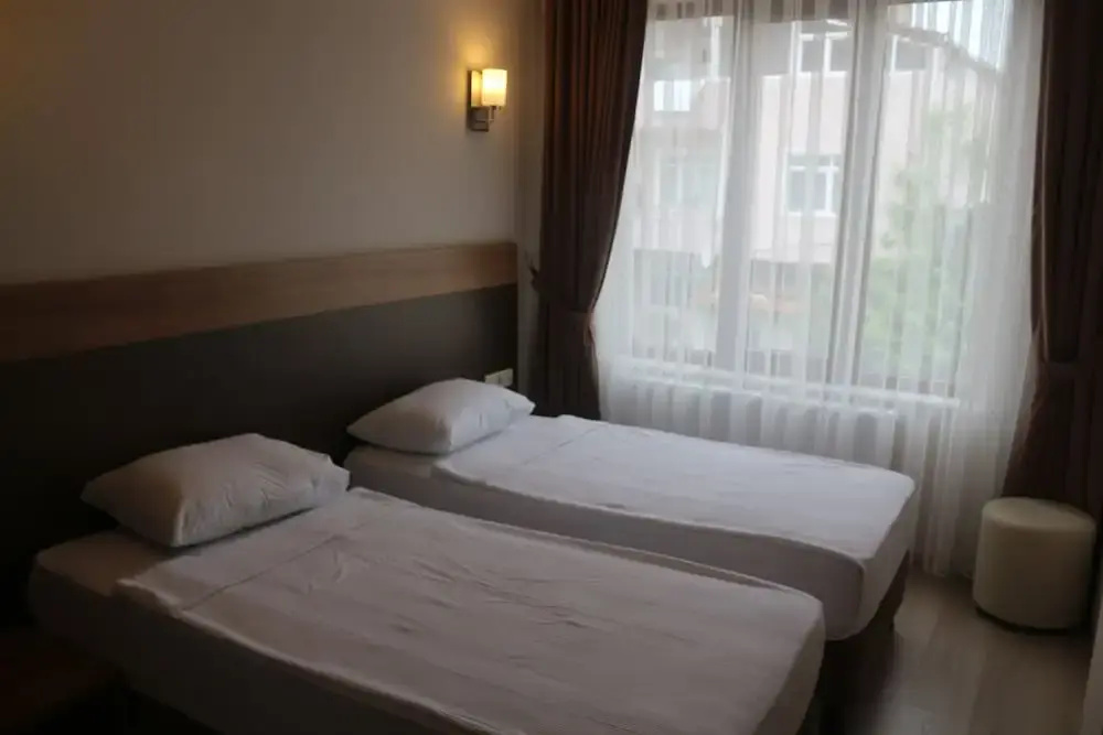 Economy room