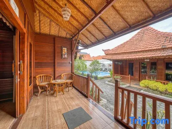 Uli Wood Villa Jimbaran