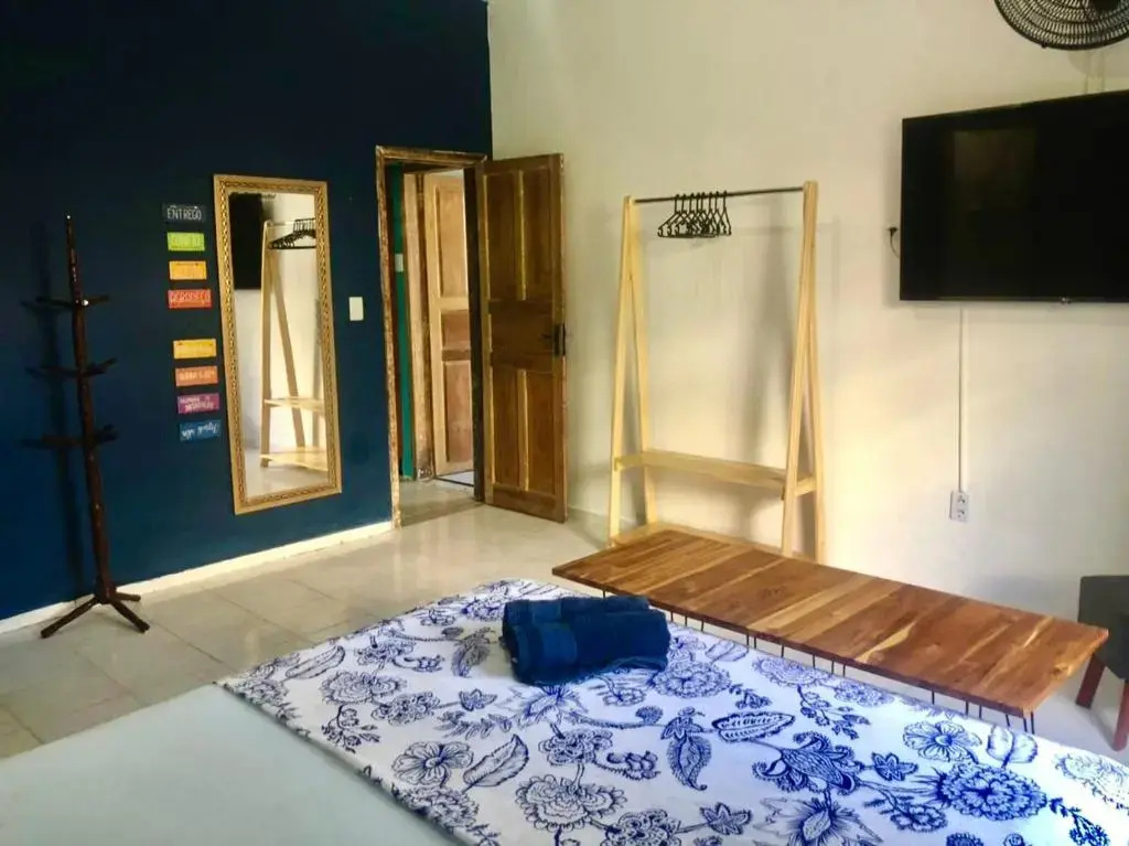 Double Suite (full double bed)