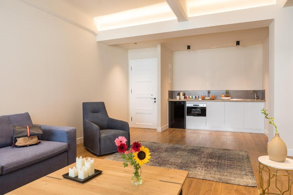 Отель Klepsydra Urban Suites в Афины