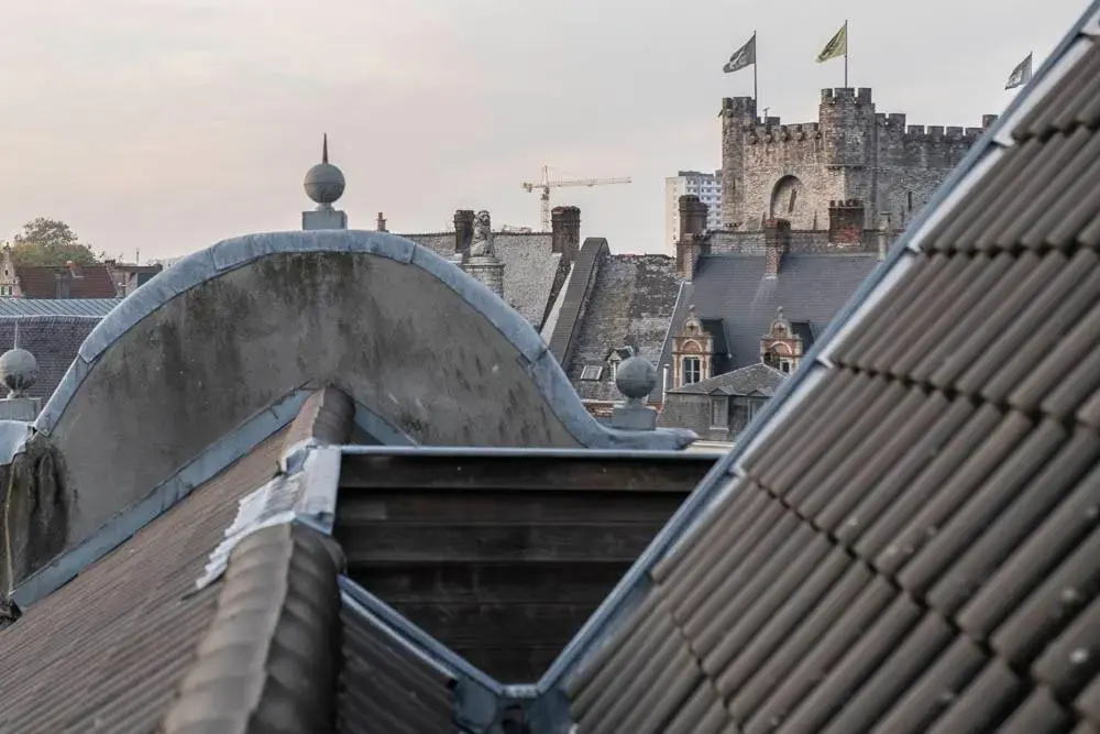 Beautiful city center apartments in Ghent near medieval castle