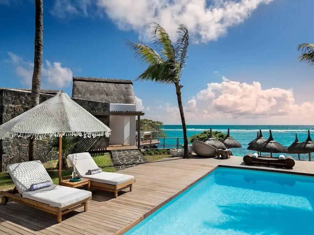Beach & Waterfront
