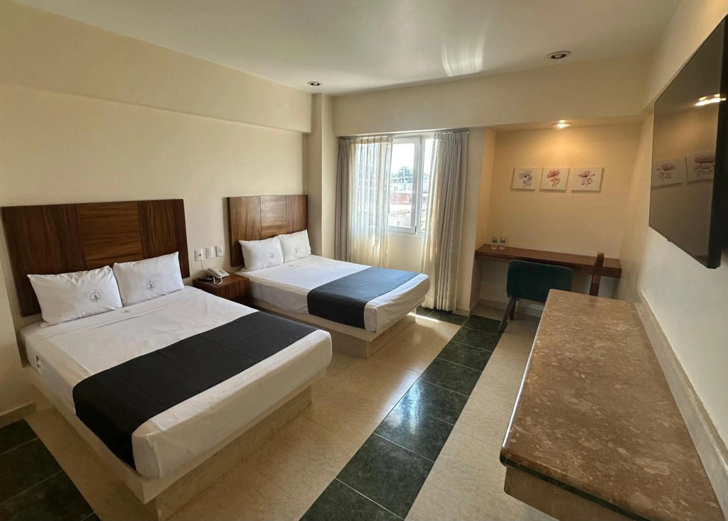 Hotel Real Del Sol — 3