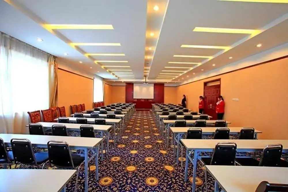 Wutaishan Jingyuan Hotel - фото 15