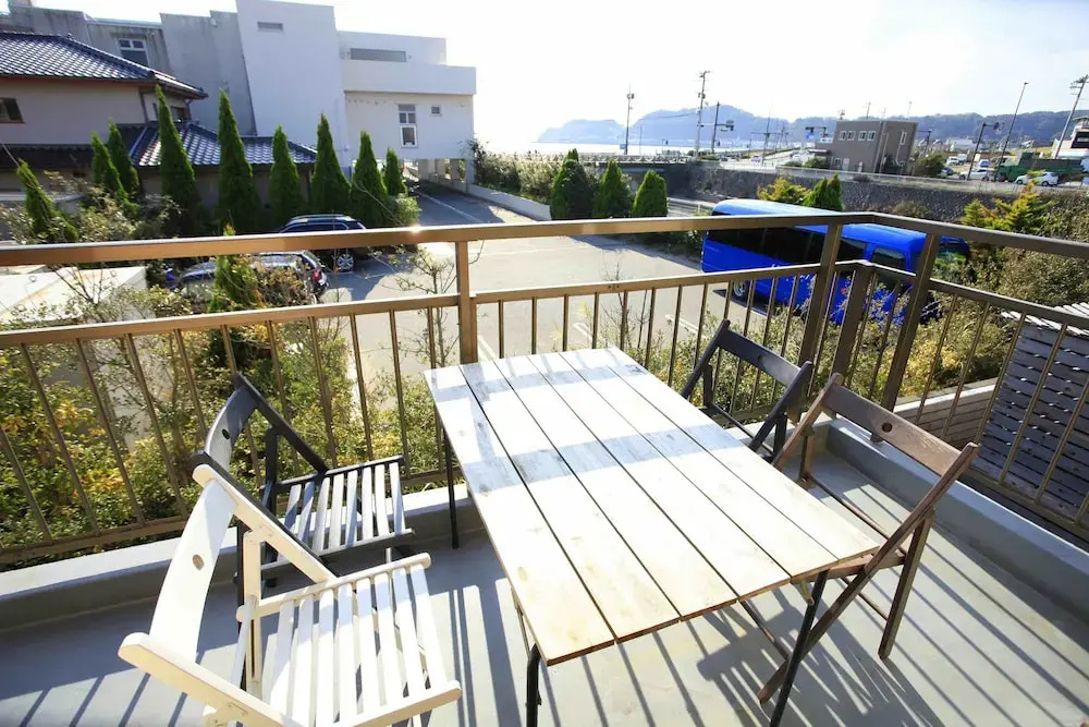 Balcony & Terrace