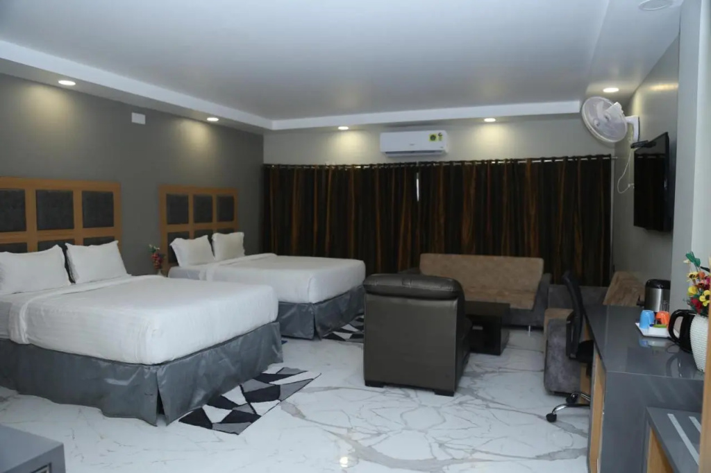Hotel photo 13