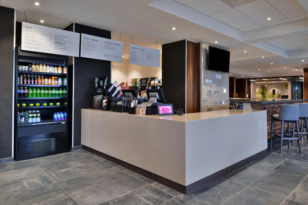 Lobby & Reception