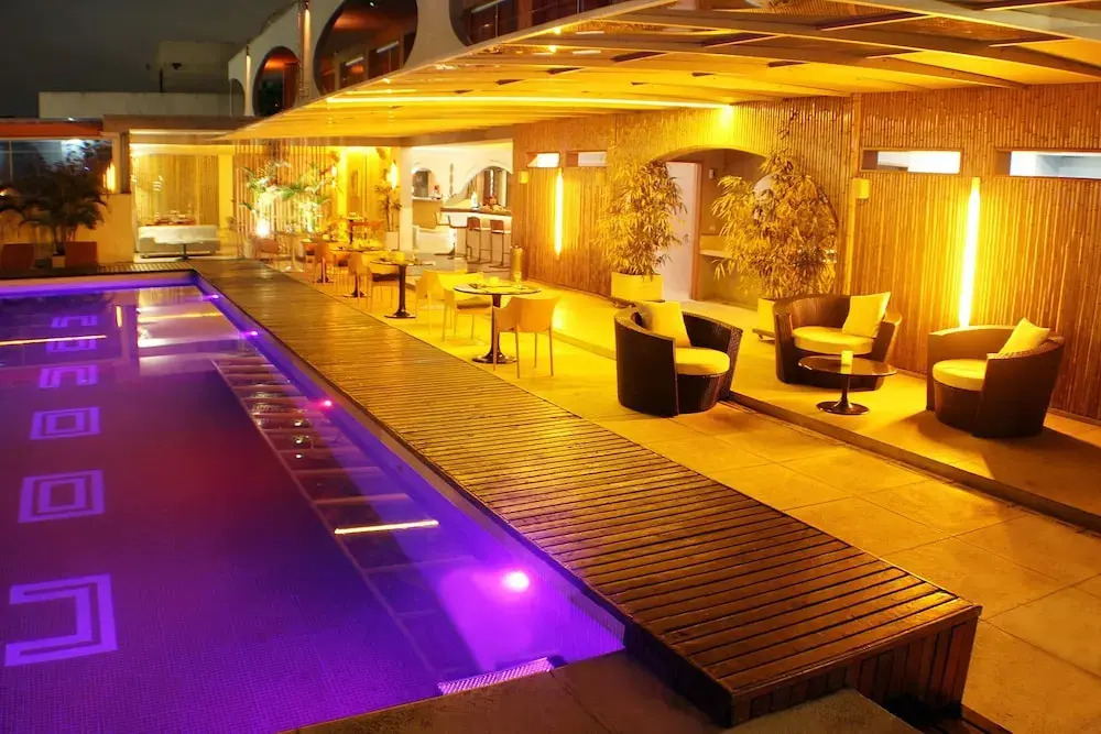 Cocoon Hotel & Lounge - фото 2