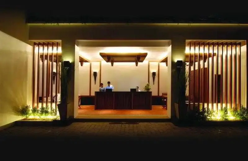 Lobby & Reception