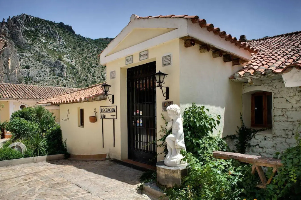 La Trucha Hotel