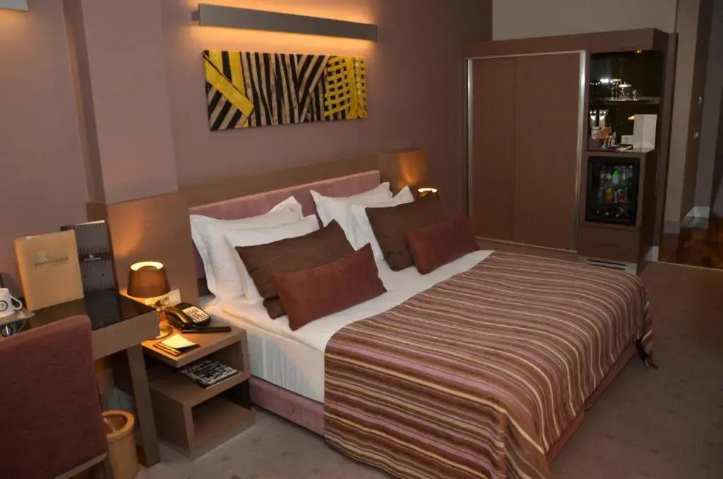 Двухместный номер Superior двуспальная кровать в Avantgarde Urban Levent