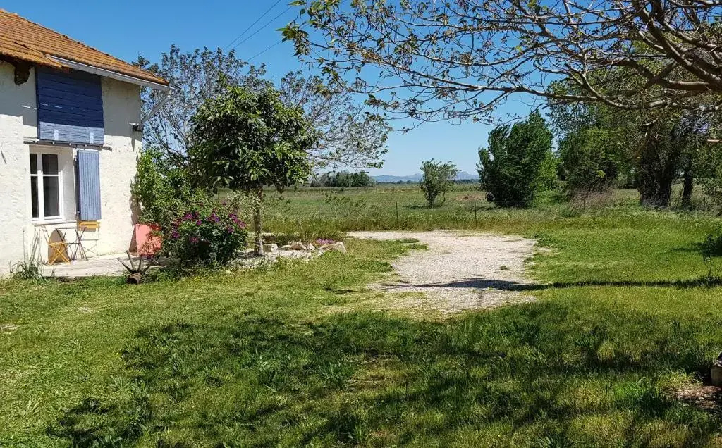 Petite maison refaite à neuf dans mas du 19ème siècle