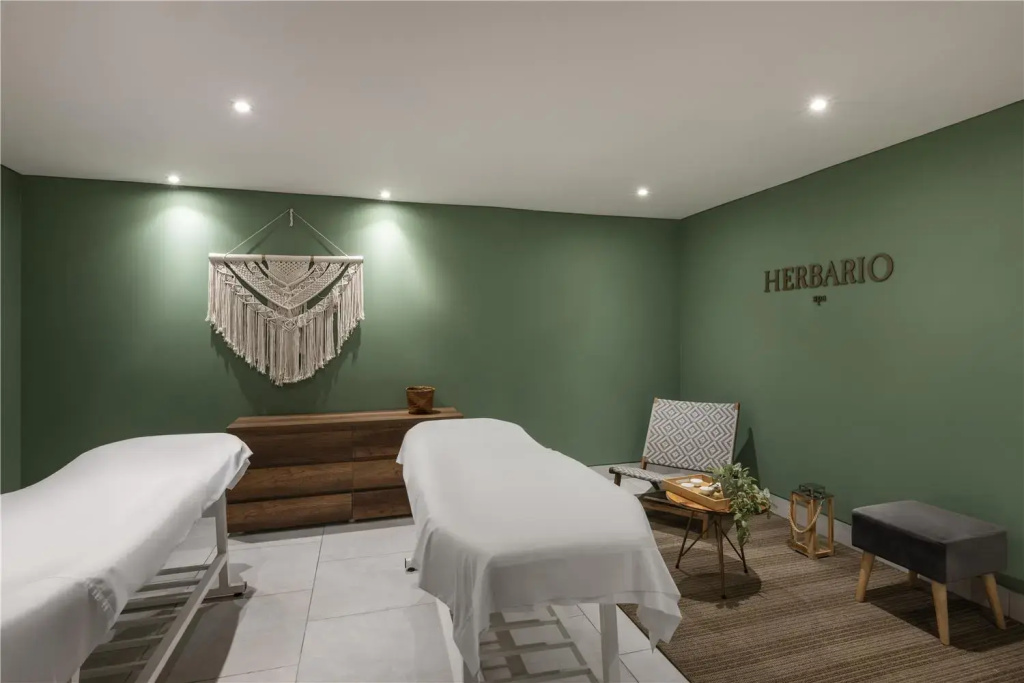Hotel photo 48