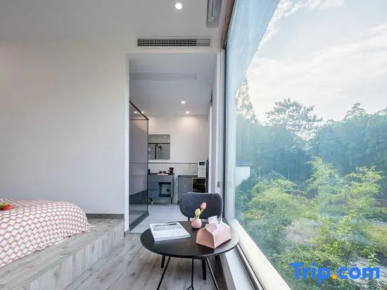 Royal Dragon Airport Hotel