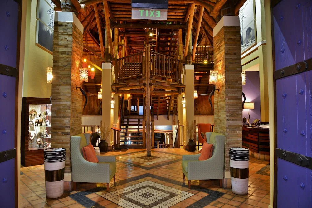 Victoria Falls Safari Suites - Général