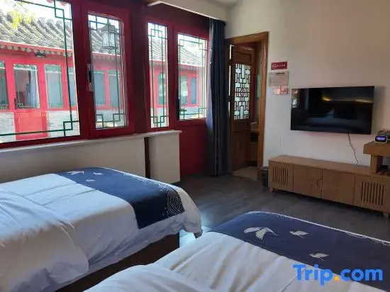 Double Suite (twin beds)