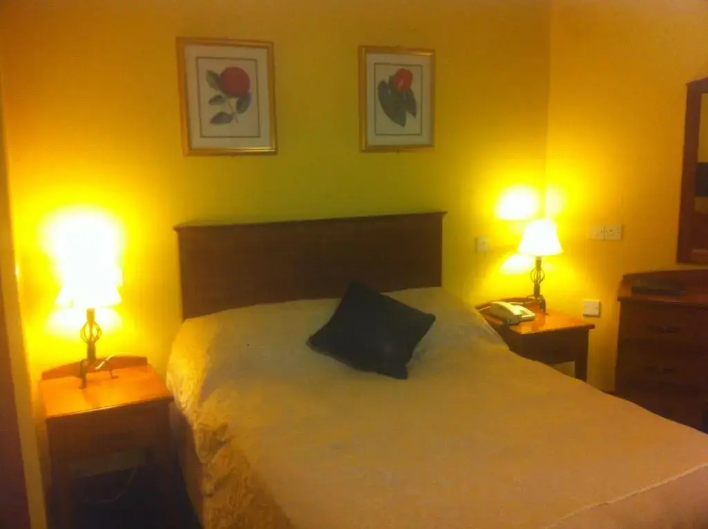 Grand Double room with sea view (full double bed)