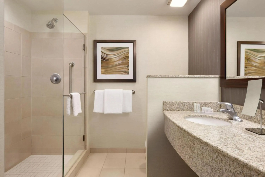Courtyard by Marriott Charlotte Airport North - Général