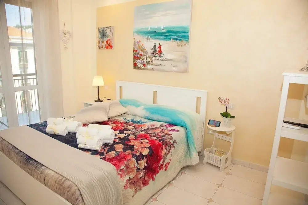Superior Double room with balcony (full double bed)