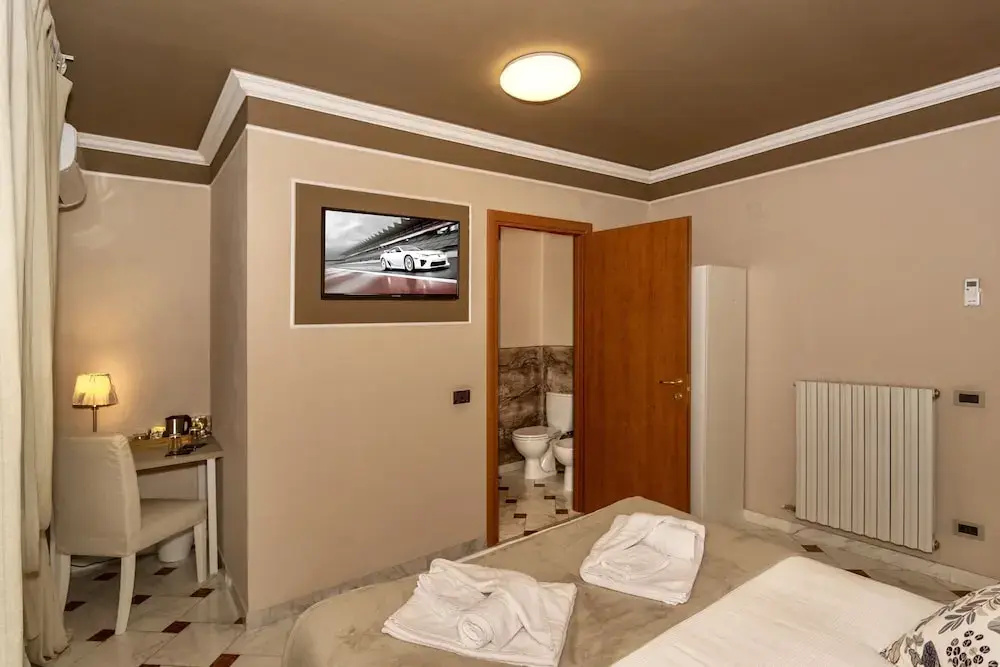 Hotel photo 2
