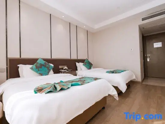 Deluxe Double room with lake view (twin beds)