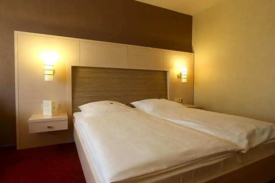 Economy Quadruple room