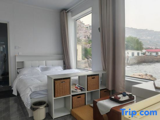 Standard Double room with sea view (full double bed)