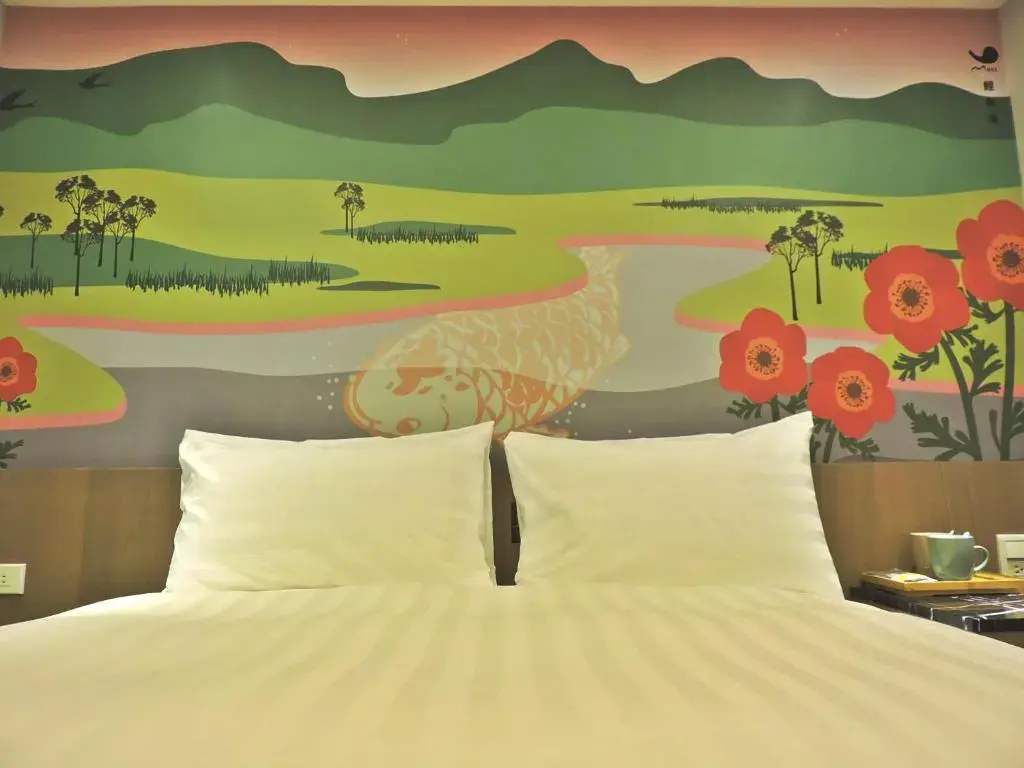 Standard Double room with city view (full double bed)