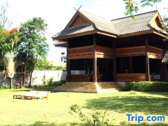 Вилла с 3 комнатами в Ruen Thai Rim Haad