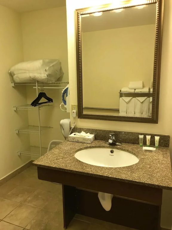 Staybridge Suites Austin Airport by IHG - Chambres