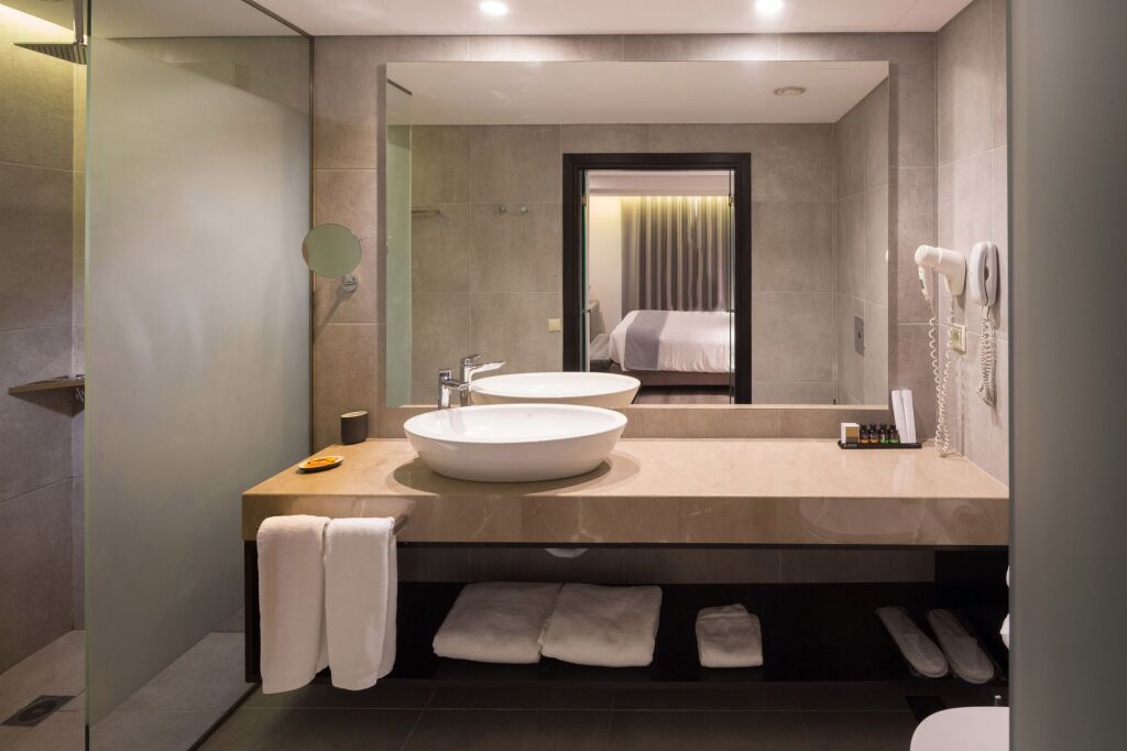 Hotel Lozenge by null
