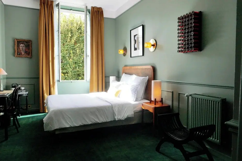 Superior room
