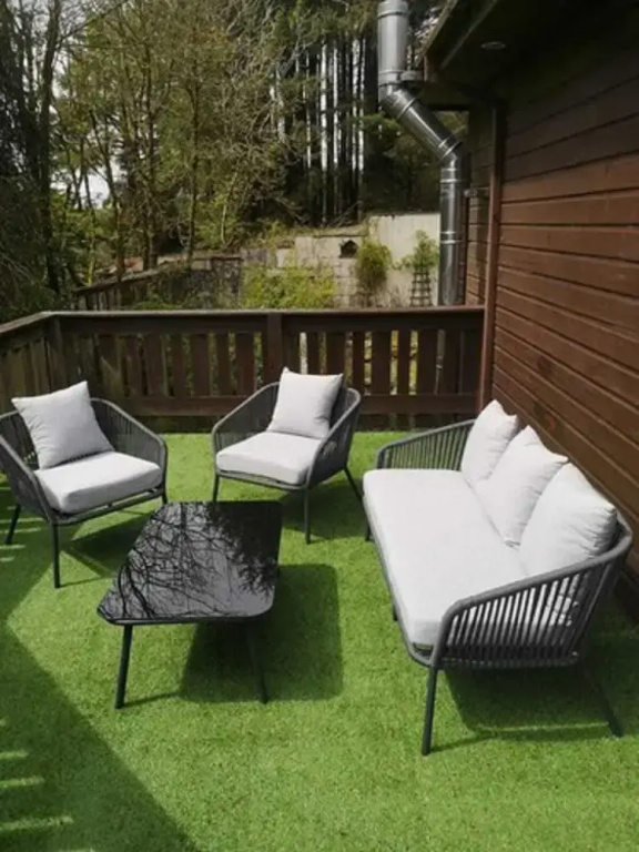 2 Bedrooms Standard Quadruple Family room with balcony