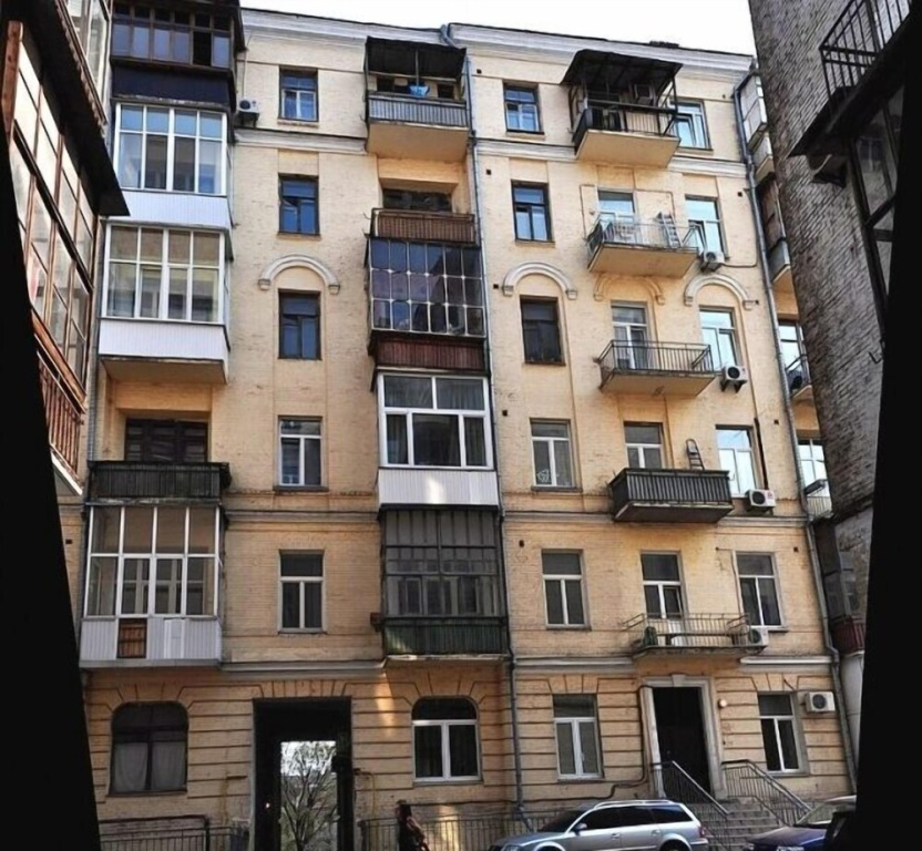 Home-Hotel Mikhaylovskiy per. 9B-2