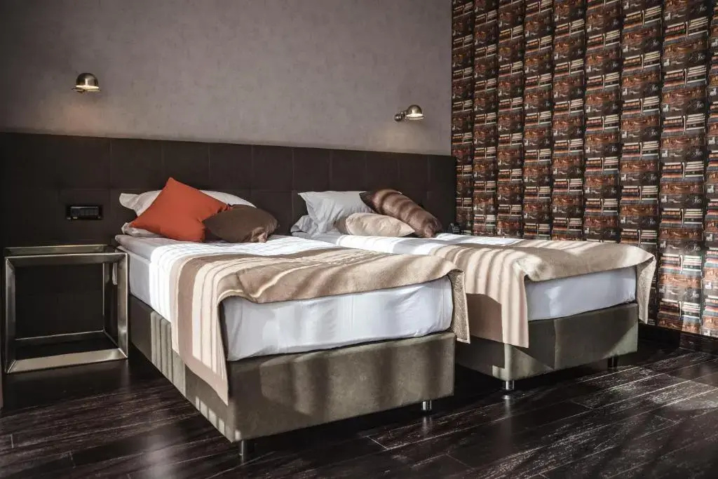 M1 Club Hotel - Chambres