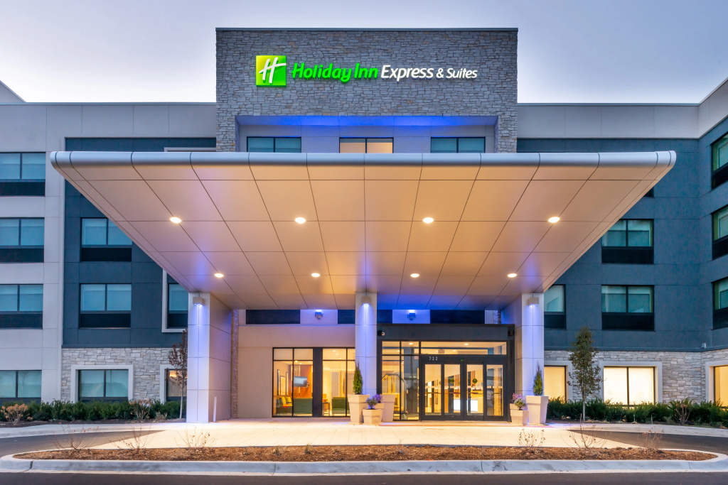 Holiday Inn Express & Suites Romeoville - Joliet North by IHG
