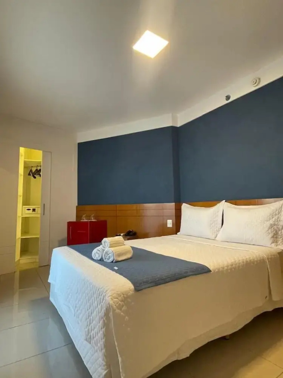 Double Suite (full double bed)