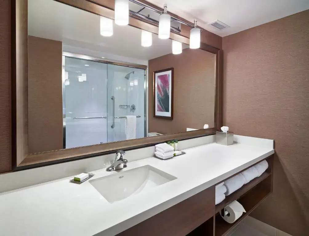 DoubleTree by Hilton Hotel West Edmonton - Chambres