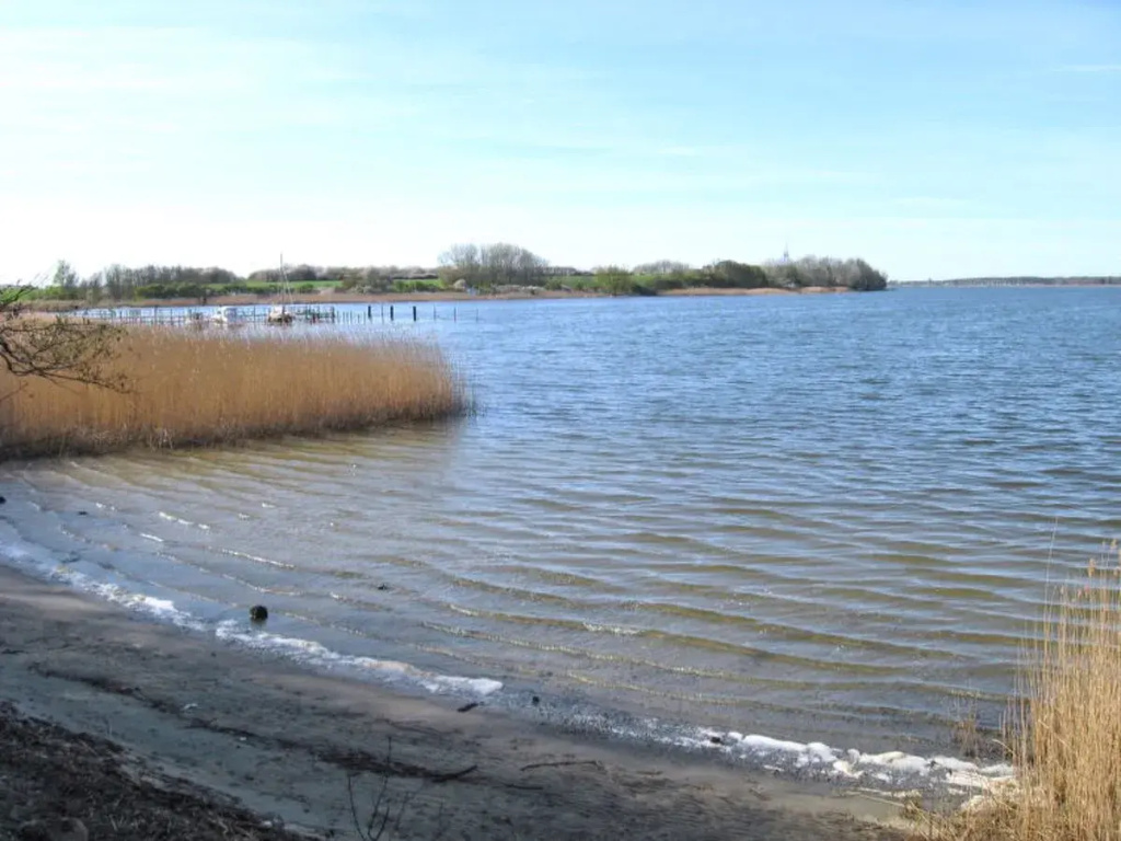 Beach & Waterfront