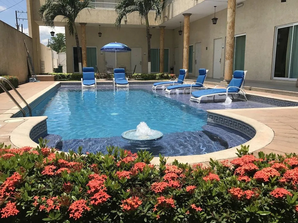 Hotel photo 12